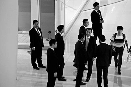 在北京發生了婚姻糾紛可以聘私人保鏢解決嗎?