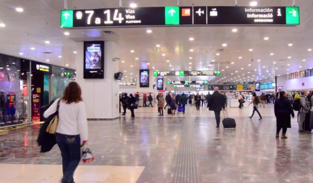 出國(guó)旅游.jpg