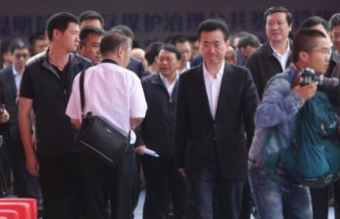 保鏢在維護社會穩(wěn)定中發(fā)揮著什么作用？